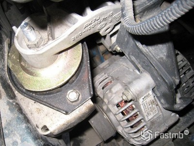 Как заменить подушки двигателя на ВАЗ 2110-ВАЗ 2112?